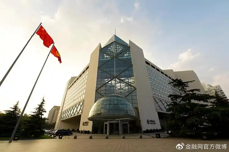 中国银行总部大楼 何世红摄影