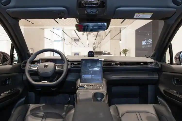 蔚来es6内饰-轴距-雷达-易车