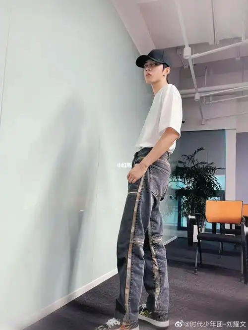 文轩cp  刘小狗要和哥哥一起长高呀