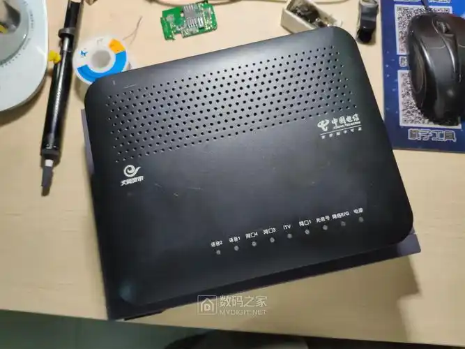 华为阉割版hg8240r光纤猫路由器epon拆机硬改gpon