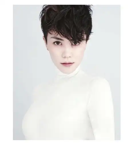 王菲就是这样.  她有