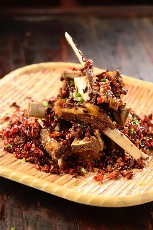 (大漠手抓羊排) 食色生香,味蕾生艳,"豪爽吃,才过瘾"