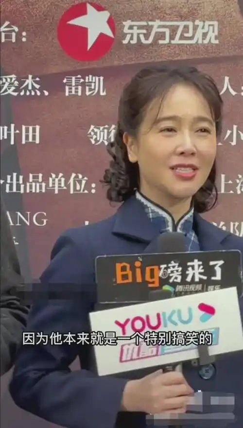 左小青素颜皮肤暗黄,眼部皱纹多老态真实,但比浓妆看着舒服!