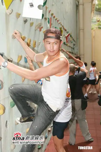 图文吴卓羲杨怡等宣传学警出更陈键锋