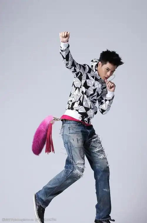 nick周汤豪附心汉图片