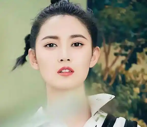 陈钰琪欲转型打女,搭档国际巨星出演《乔峰传》,但愿不会拖头腿