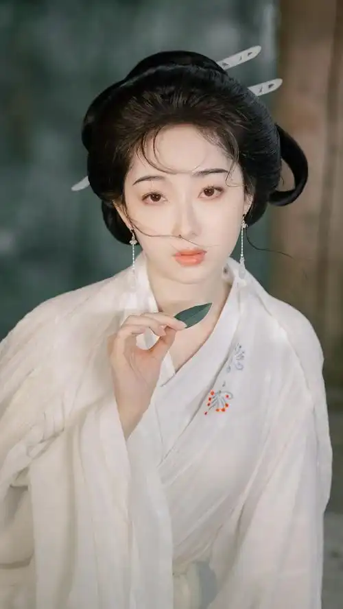 蒋梦婕古风造型