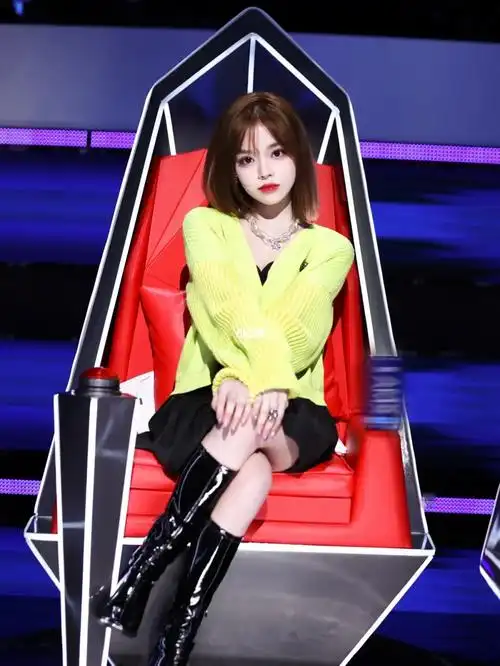 99中国好声音黄霄云x melissa&rosella03_melissa怎么样_项链