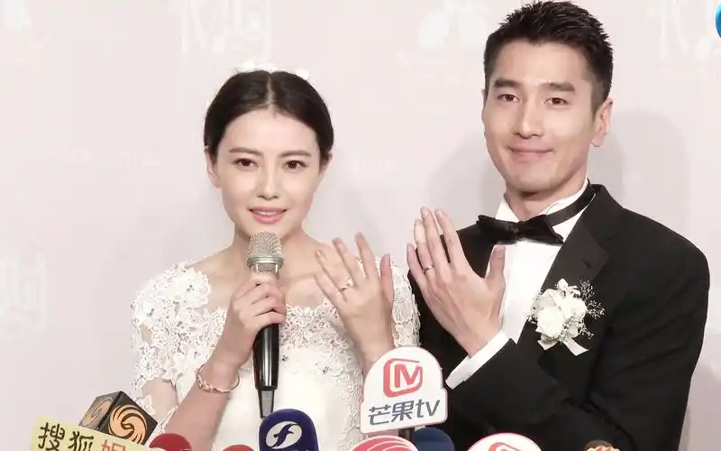 【赵又廷】【高圆圆】台北北京婚礼全纪录 (虐狗大餐来全套)