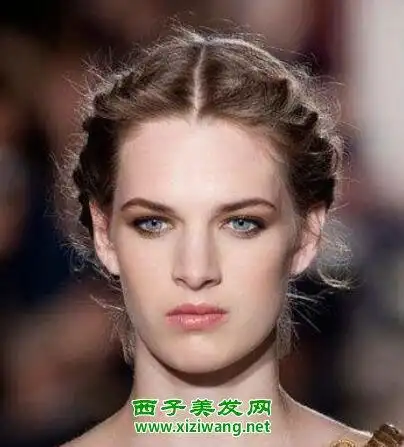 俄罗斯风格盘发型漂亮俄罗斯女生原来这样扎盘发