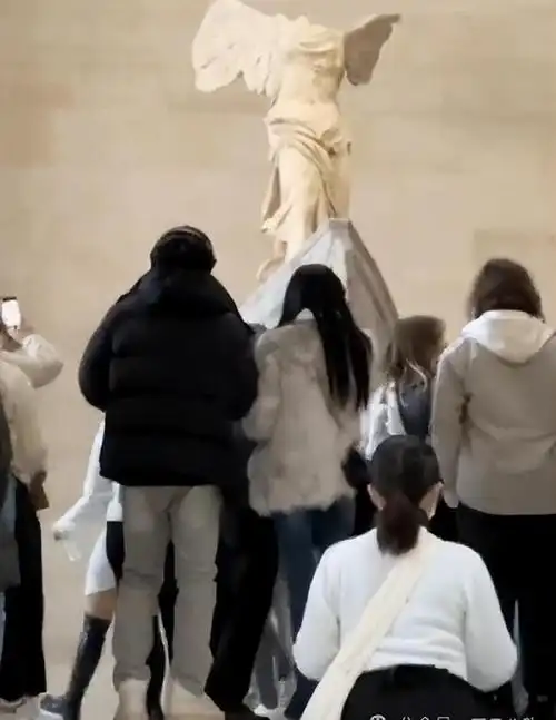 杨紫|孙怡|恋情|董子健|迪丽热巴_网易订阅