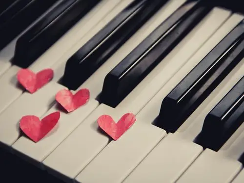 音乐,钢琴键,爱心,唯美,意境,爱音乐,音乐之声音乐壁纸图片