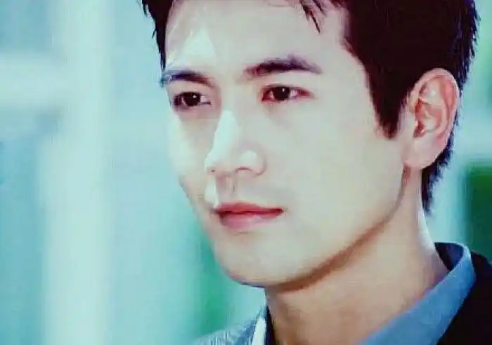 张智尧贴吧 #张智尧# 前路漫漫,一路有你[玫瑰]