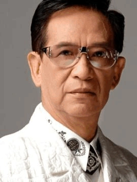 时尚 文章阅读页 香港资深甘草演员,本名江涛,1980年代中期在相士朱