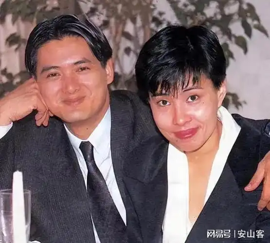 周润发:为陈玉莲自杀,与陈荟莲厮守37年,前妻与孩子成终生遗憾