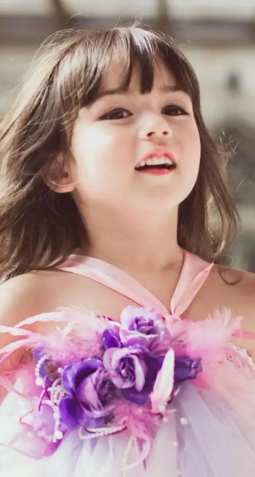 萝莉小美女iphone壁纸