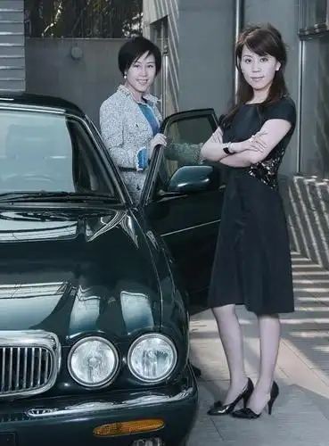 夏鹤娜夏鹤庭秀外慧中并驾风行组图