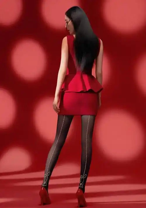 明星写真:"时尚女王"杨幂摩登艺术照,包臀裙黑丝身材迷人_条纹_金色