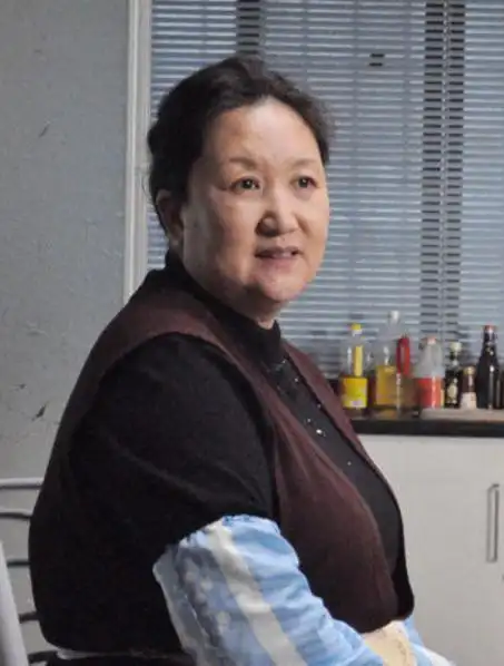 出人意料,现实当中他们是夫妻,但在《大宅门》中却饰演一对母子