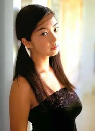 font color=red>亚洲新晋十大波神排行榜(图) /font>