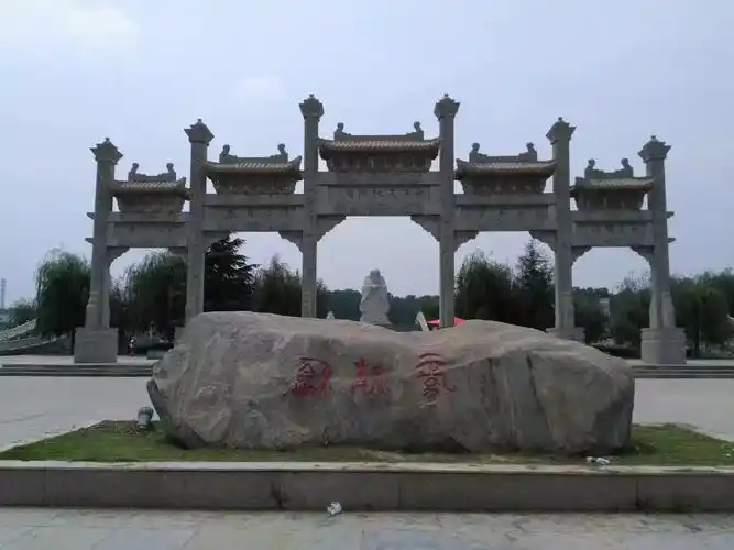 太上老君故里——鹿邑县十里绿化长廊