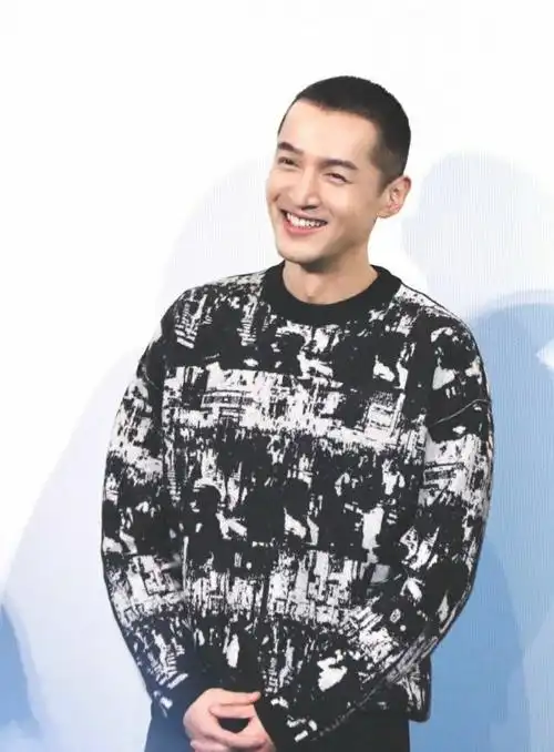 男星寸头谁最帅?杨洋排第一,王一博太显胖,肖战差距一目了然