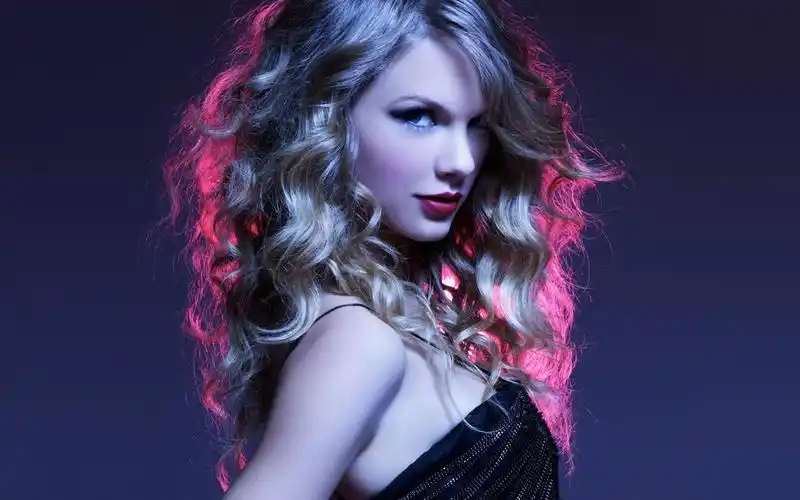 听歌向霉霉taylorswift早期单曲blankspacelovestorymine22speaknow