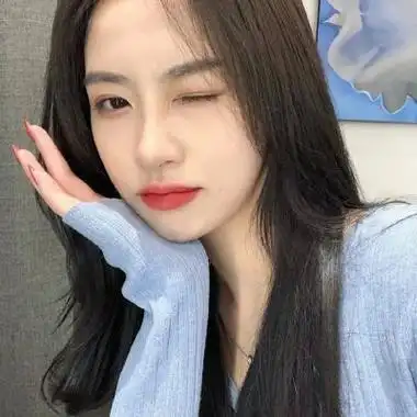 简单耐看让人心动的女生头像