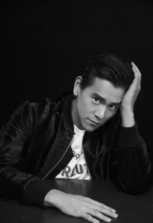 彭于晏彻底放飞自我!