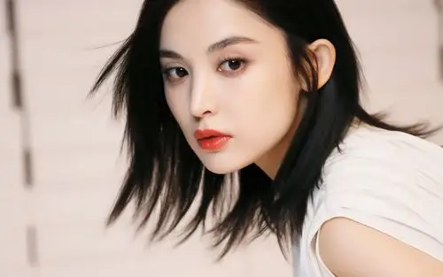 古力娜扎仙气甜美写真桌面壁纸