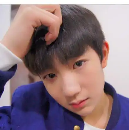 图tfboys女朋友李佳宁网传长相清纯且家世显赫