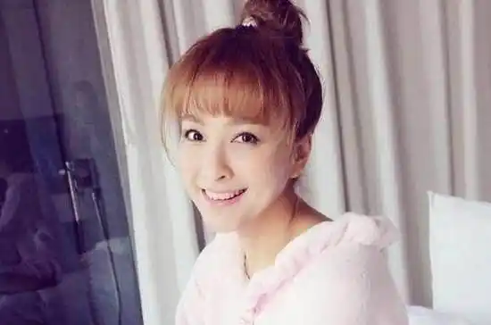 吴昕独自再上热搜榜,乖乖女也有发脾气的时候_李易峰_张杨_微博