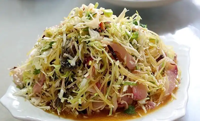 北方民族的待客名菜: 杀生鱼, 不一样的生吃淡水鱼体验