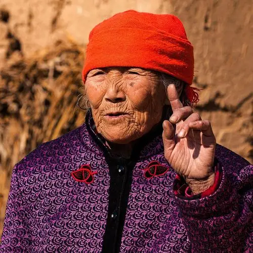 【原创】村里的老妈妈