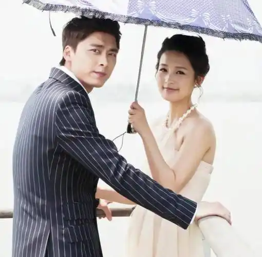 邓伦李沁工作室双双换头像,被指像情侣风,双方都有新作品要上映_网友