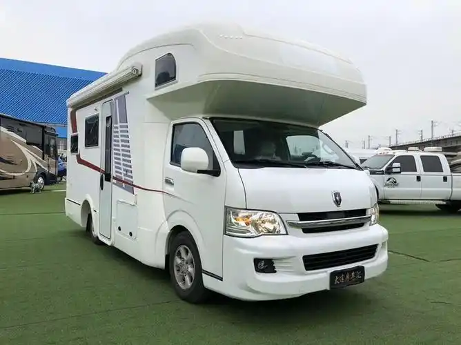 大连2020年3月金杯海狮房车2020款白色自动档