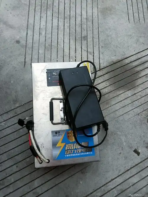 换汽车了基本全新72伏60安锂电便宜有需要的拿去