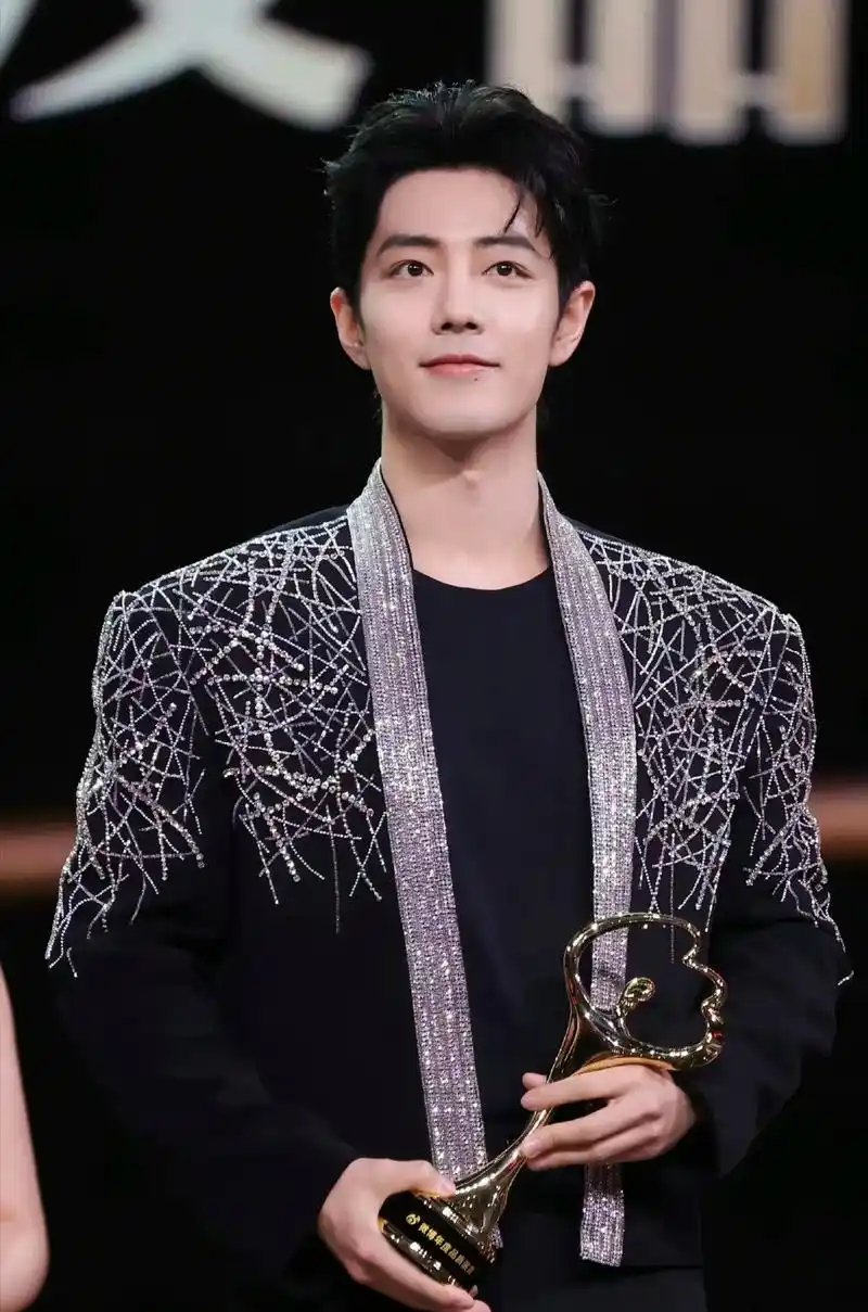 肖战 #肖战童话里走出来的王子 #微博之夜肖战 #微博之夜 - 抖音