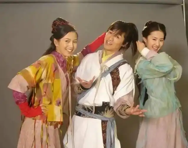 回顾阿奴刘品言曾经一年两部爆剧却因感情毁了星途