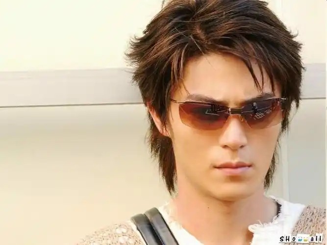 p>霍建华(wallace huo),1979年12月26日出生于台湾省台北市,祖籍山东