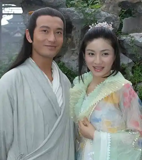 胡可:被沙溢逼婚遭李诞嘲笑,哭诉婚姻不幸却教子有方_黄晓明_聂远