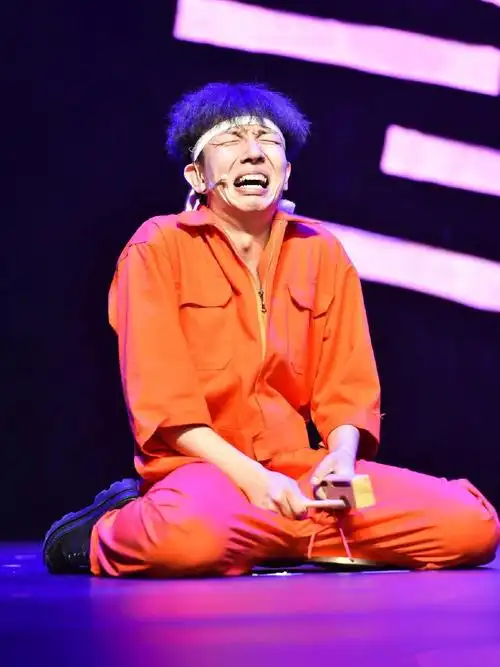 强烈推荐的一部开心麻花话剧牢友记