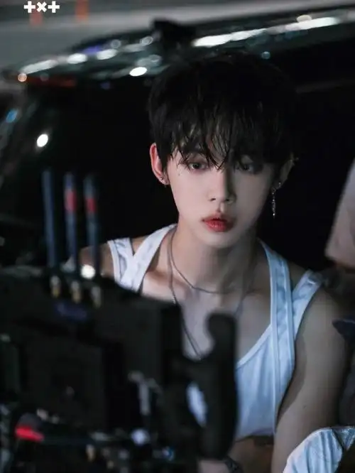 txt崔然竣  #崔然竣 #车厘子 #黑传练  "当原则遇上心动就会不停的