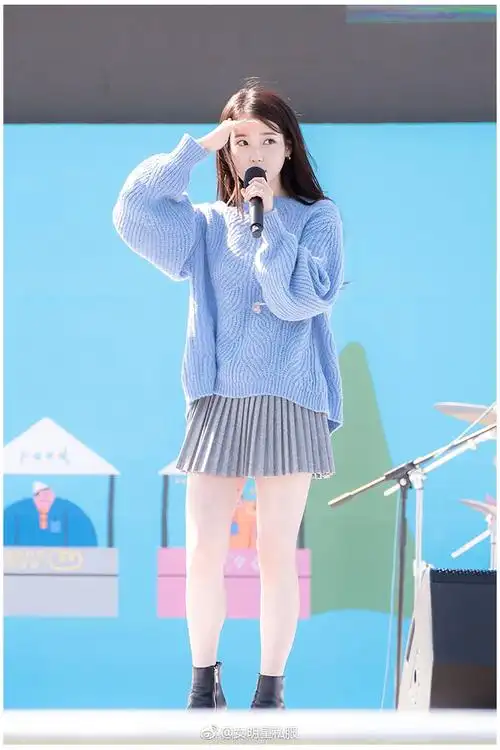 iu女神小清新可爱短裙毛呢灰色百褶毛衣李智恩半身裙