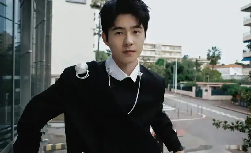 24位高颜值男艺人校草,有人已颜如花谢,有人依旧帅气动人