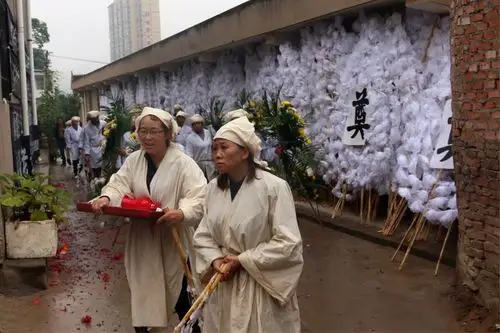 父亲大人一路走好