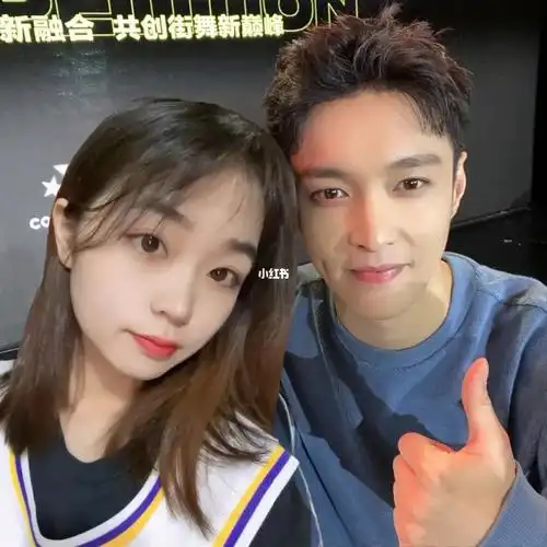 张艺兴的圈外女友90_张艺兴_女朋友_娱乐_明星娱乐资讯