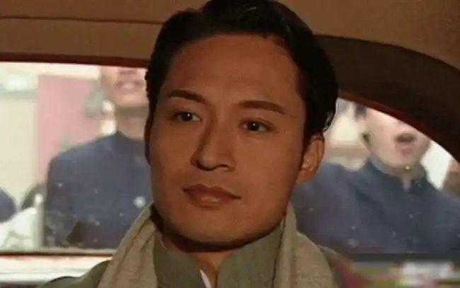 年近60的马景涛!爆出近照身体发福脸颊圆润,酒店退房大方给小费