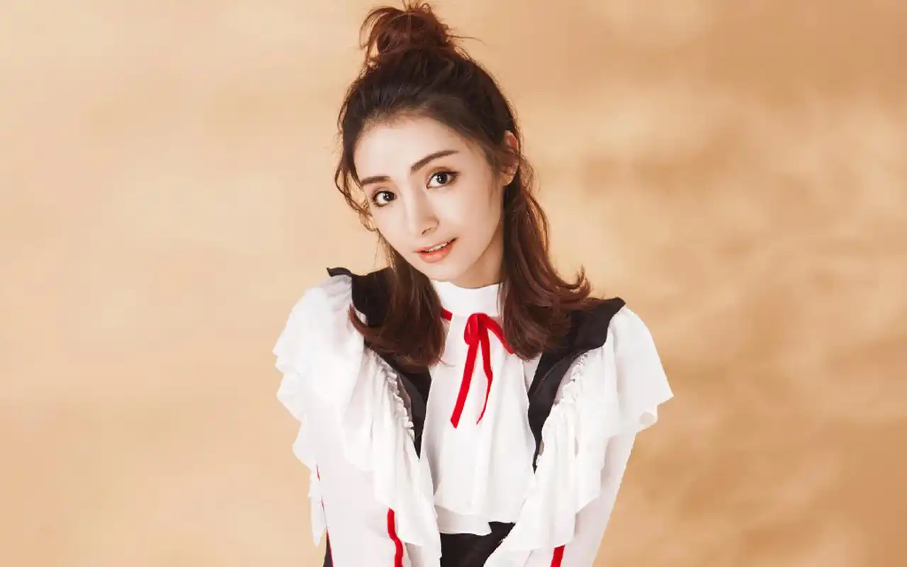 麦迪娜甜美写真图片桌面壁纸