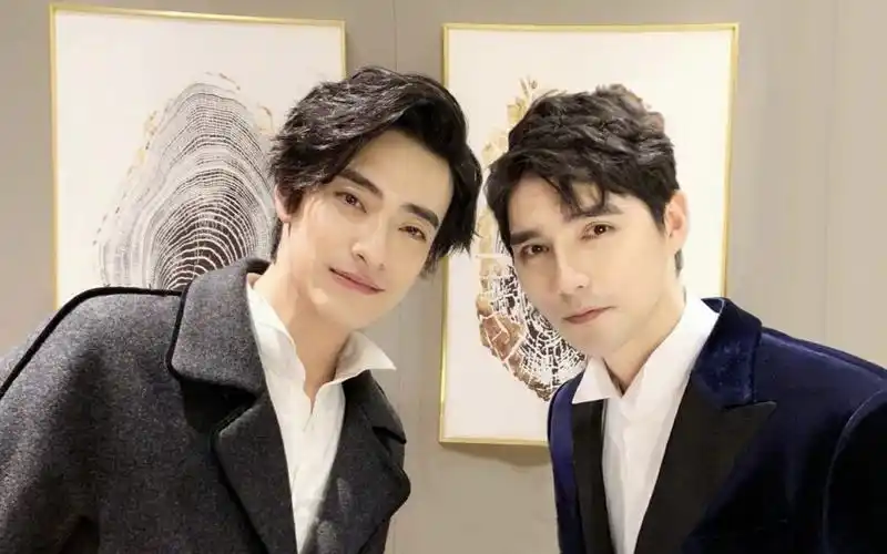 阿云嘎郑云龙火红的萨日朗